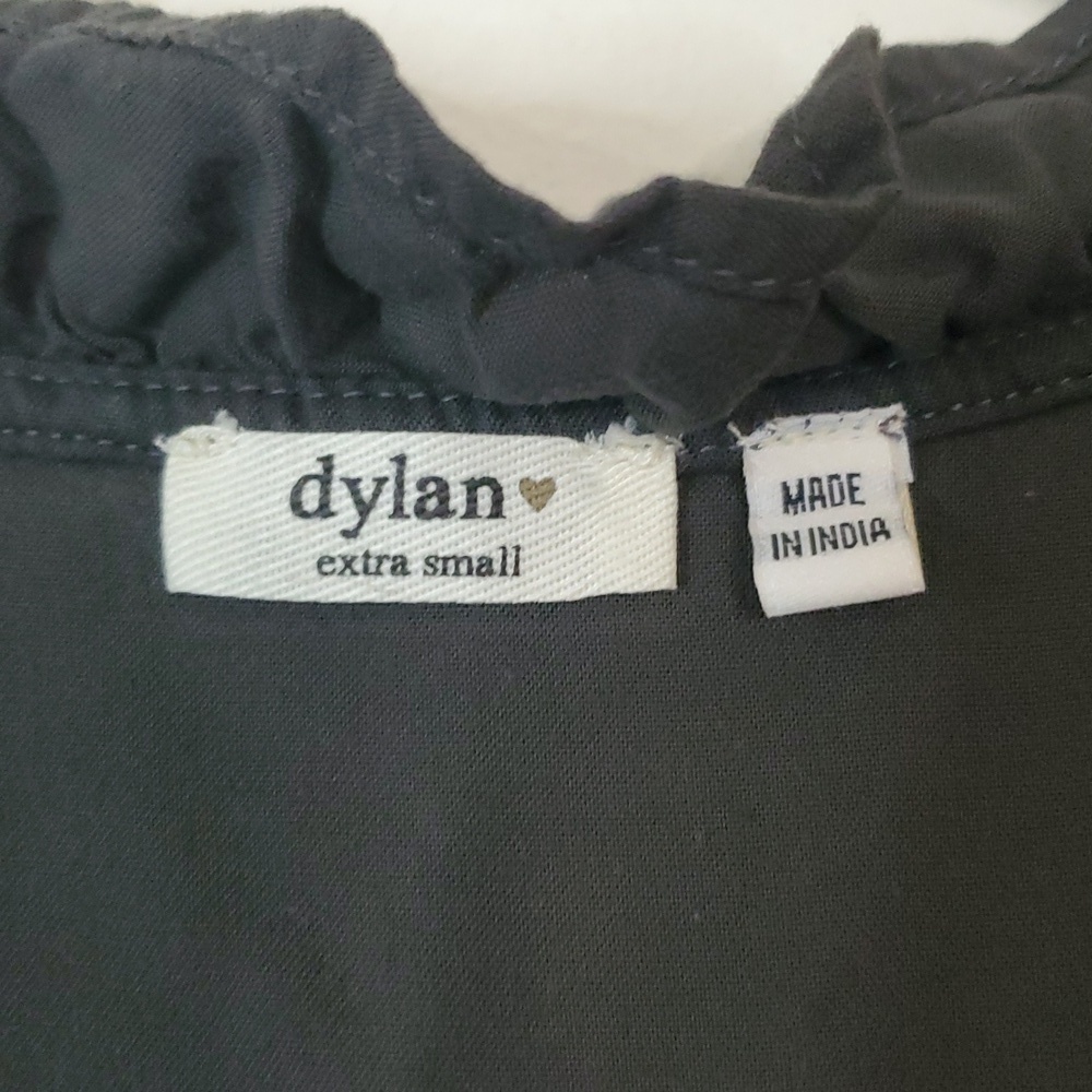 Dylan Milla Ruffle Top Size Extra Small Grey Sleeveless Button Down Blouse Top - Picture 5 of 10